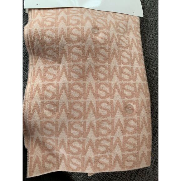 Steve Madden Pink Knit Beanie & Scarf Set With Faux Fur‎ Pom New - Picture 5 of 5